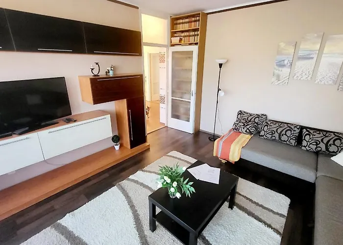 Becky Apartman